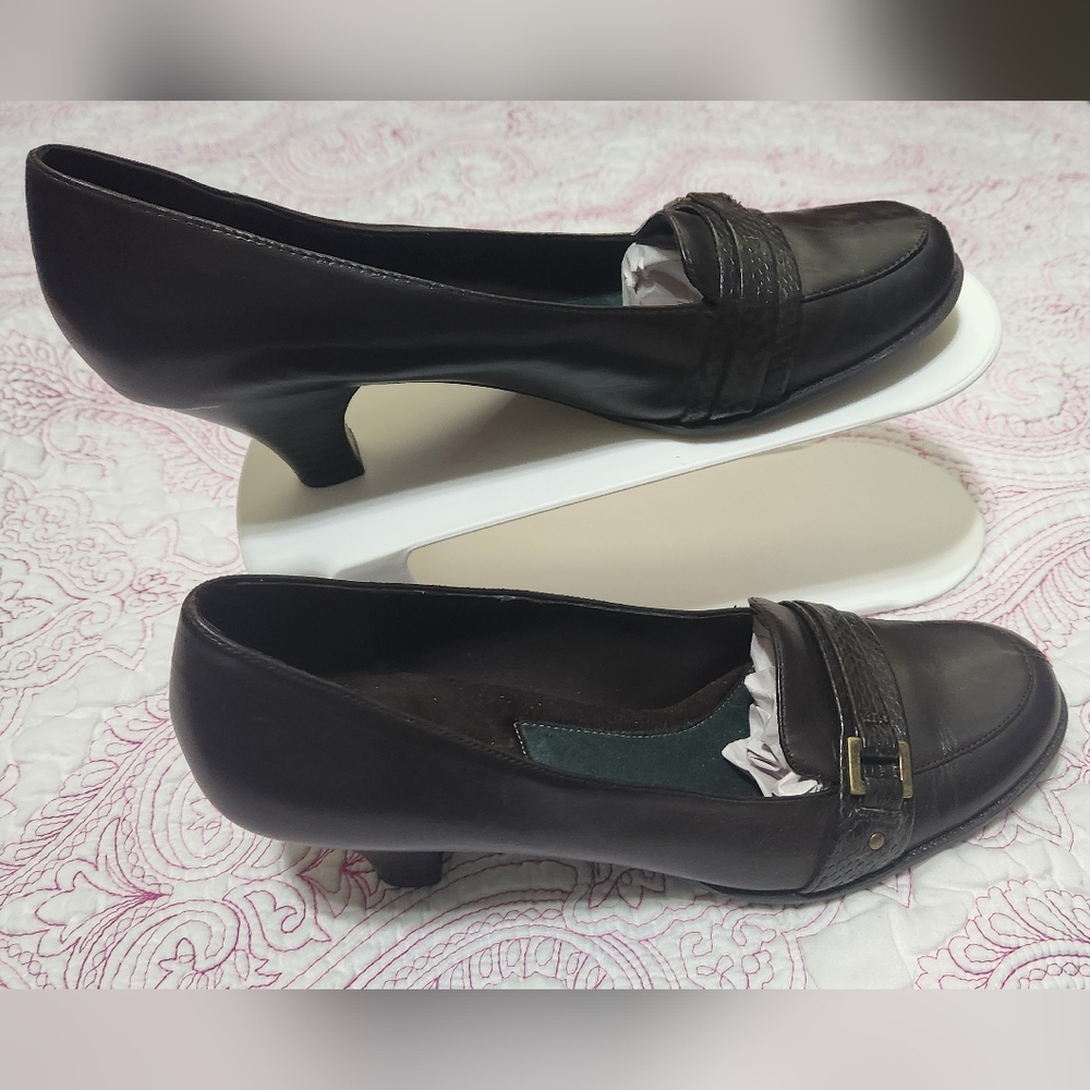 A2 By AEROSOLES BACELONA SIZE 7.5 M Elegant Black Low Heels Pumps Buckle - Picture 13 of 14